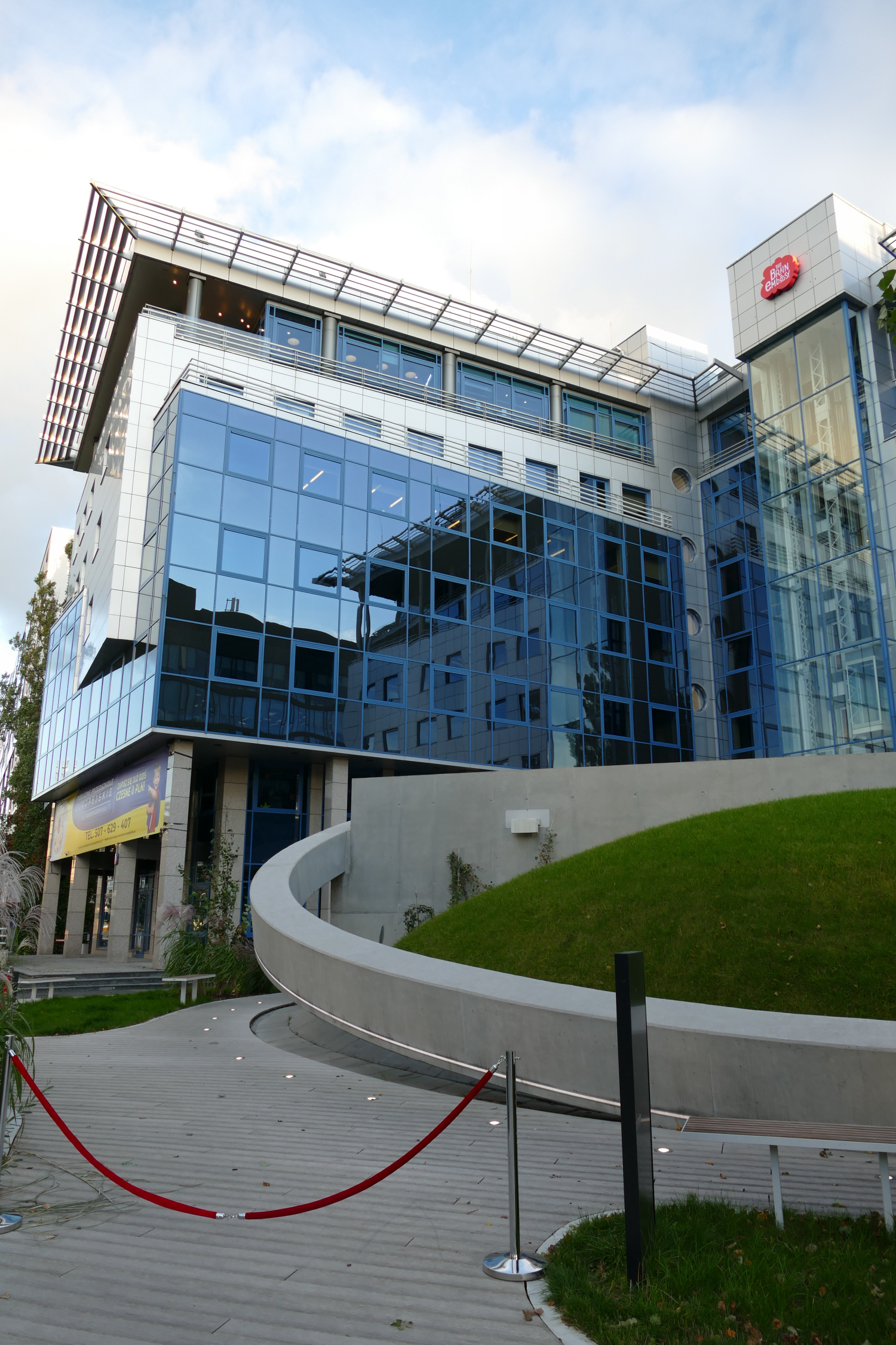 Zdjęcie architektury budynku Siedziba firmy Mostostal (obecnie Adgar Bit)